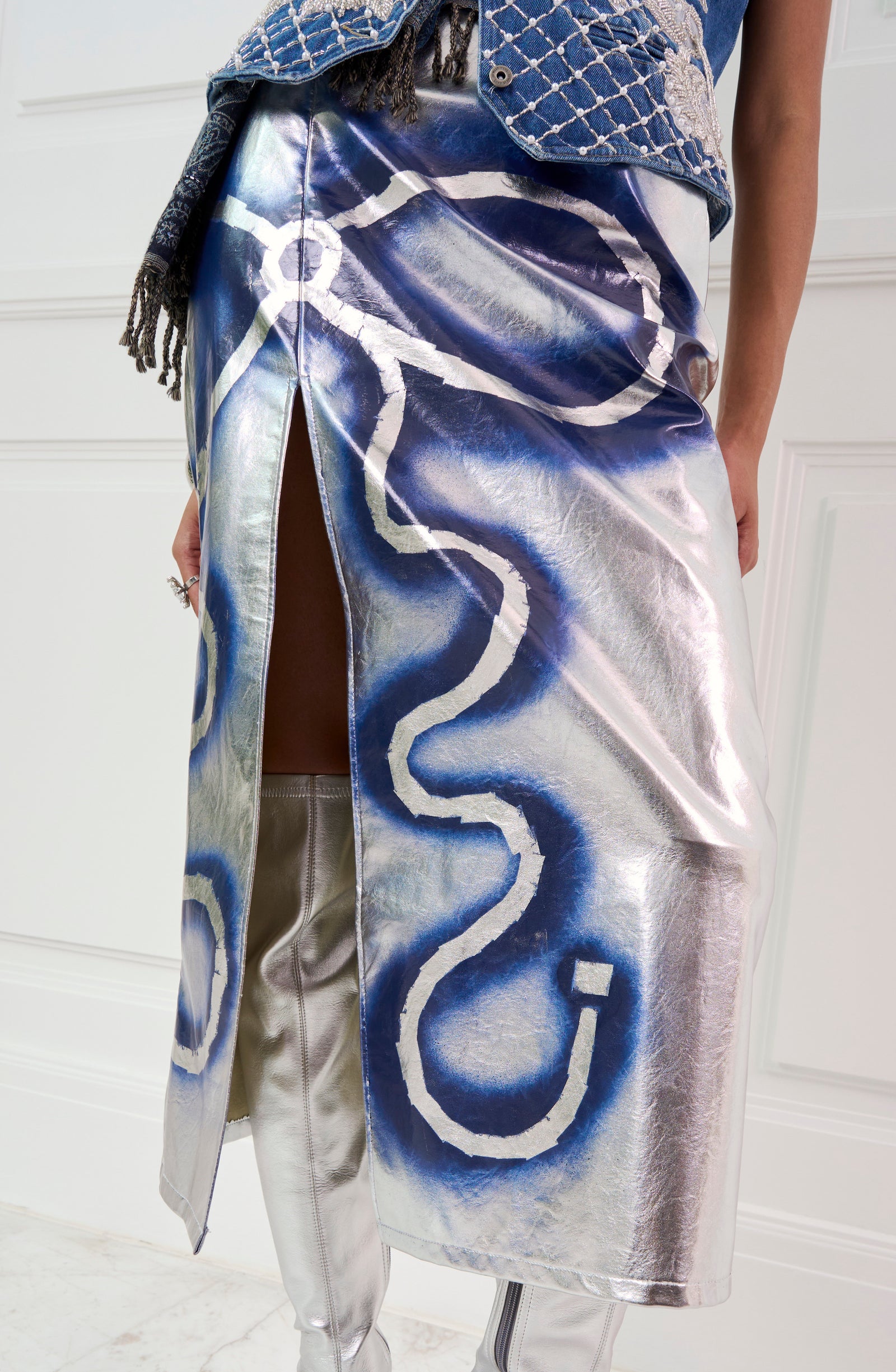 HAND-PAINTED METALLIC LEATHER SKIRT