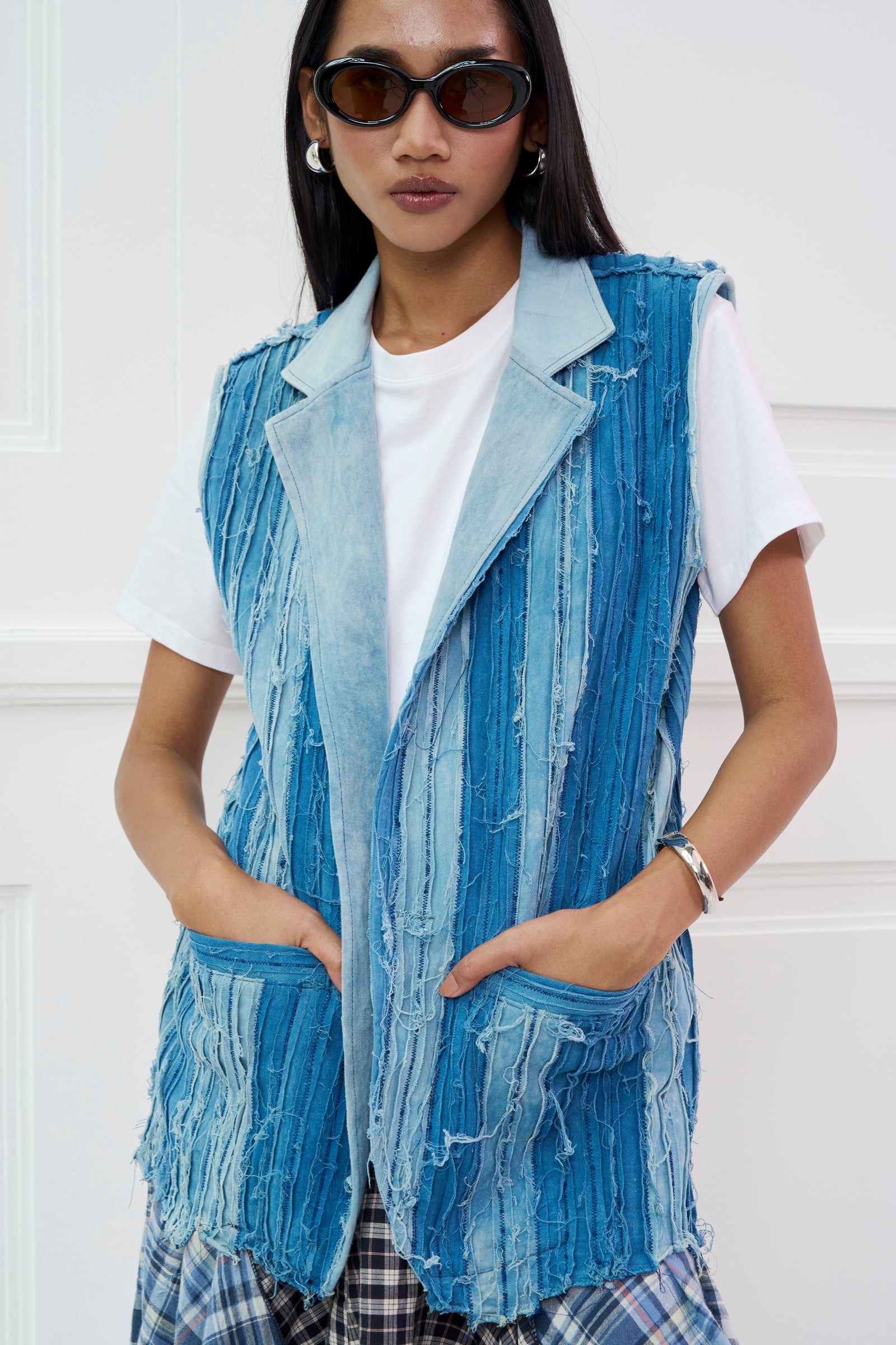 FRAYED DENIM VEST