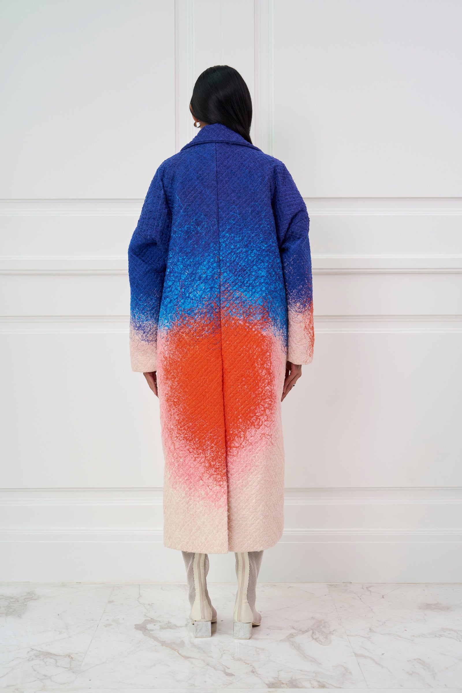 THREAD DETAIL GRADIENT COAT